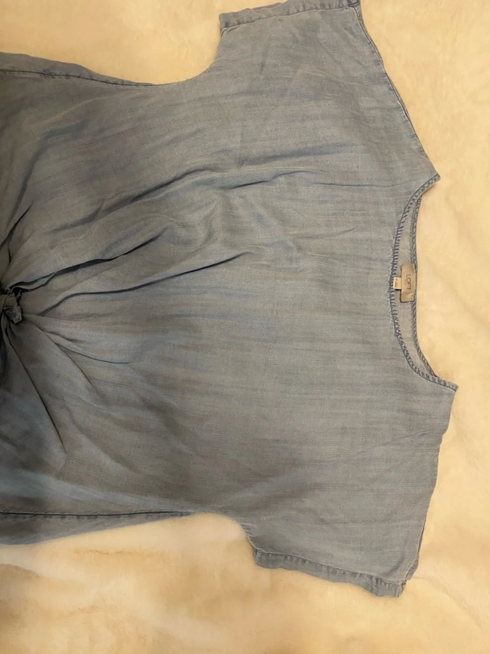 LOFT Light weight denim Short Sleeve Tie-Knot Top - Picture 4 of 5